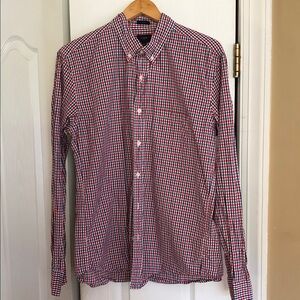 Men’s plaid J Crew slim fit button down shirt